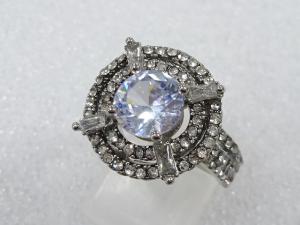 クリスタル　指輪(15号)